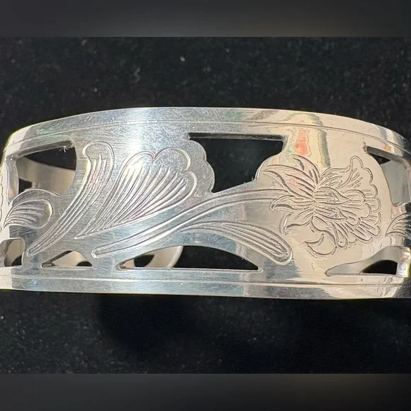 Kirk Stieff Pewter Iris Cut Outs Cuff Bracelet - Picture 2 of 7